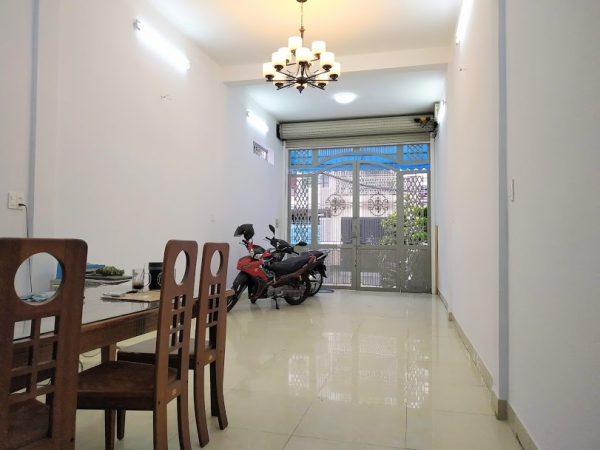 Bán nhà hẻm 36 đường D2