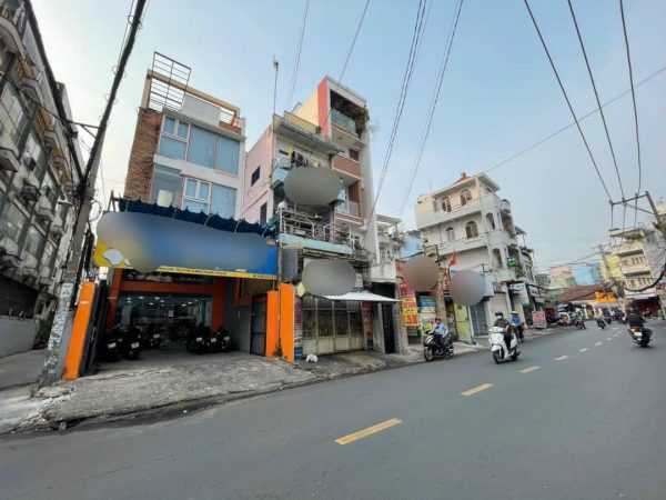 Bán nhà mặt tiền Phan Văn Trị