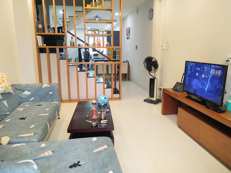 Bán nhà 110 Nguyễn Văn Thương