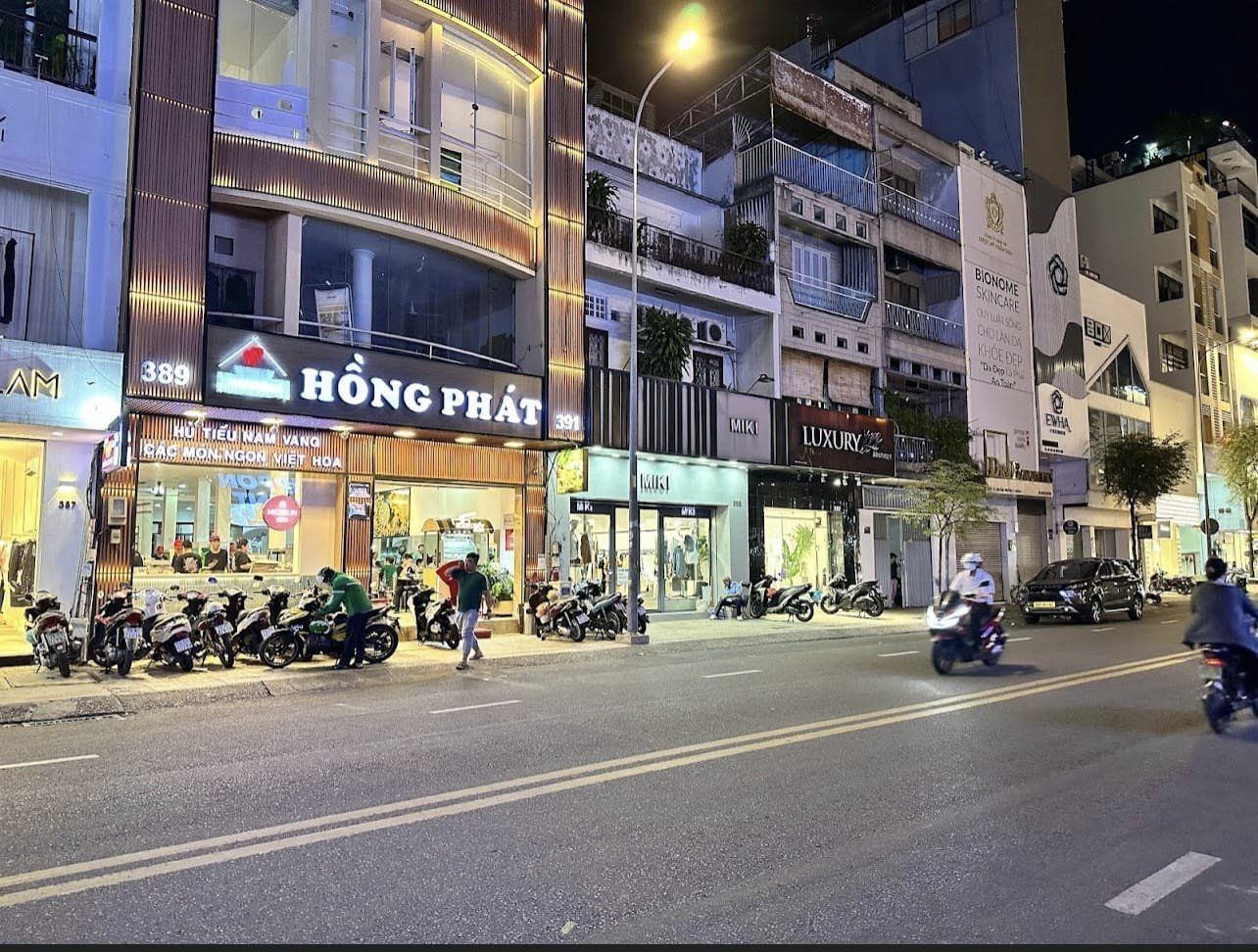 Bán nhà mặt tiền Võ Văn Tần Quận 3