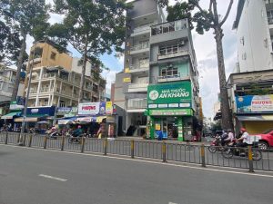 Bán nhà đường Trần Hưng Đạo