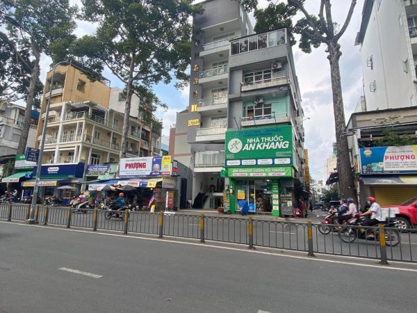 Bán nhà đường Trần Hưng Đạo