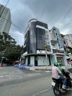 Bán nhà mặt tiền đường Thành Thái, TPHCM